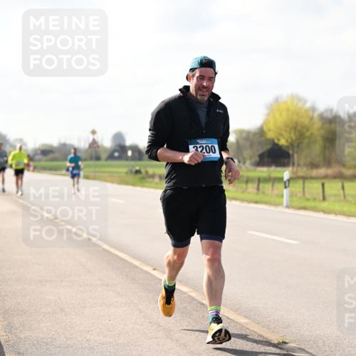 12.04.2026 - 45. Internationalen Wilhelmsburger Insellauf Dr. Thomas Lammeyer http://msf.ph/oto/9444446 12.04.2026 10:19:01 Laufen 3200 meine-sportfotos.de