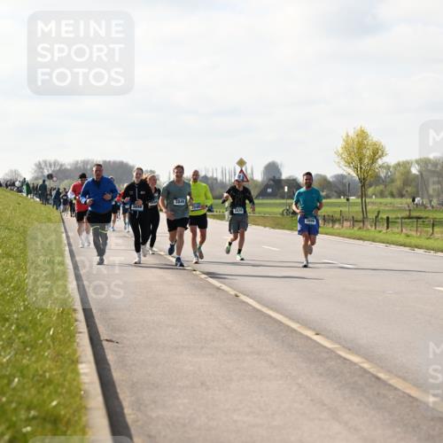 12.04.2026 - 45. Internationalen Wilhelmsburger Insellauf Dr. Thomas Lammeyer http://msf.ph/oto/9444452 12.04.2026 10:19:07 Laufen 3849, 3848, 2048, 3430, 2899 meine-sportfotos.de