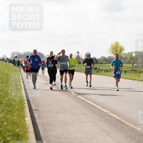 12.04.2026 - 45. Internationalen Wilhelmsburger Insellauf Dr. Thomas Lammeyer http://msf.ph/oto/9444462 12.04.2026 10:19:08 Laufen 3848, 3849, 3430, 2899 meine-sportfotos.de
