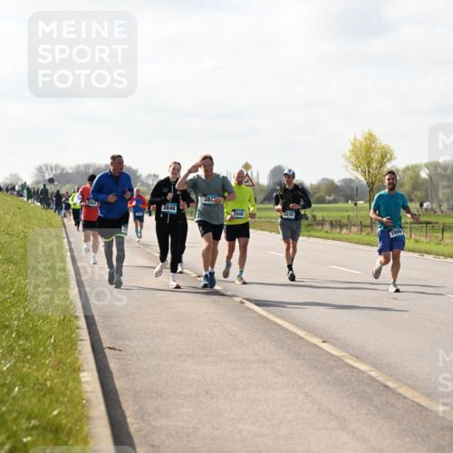 12.04.2026 - 45. Internationalen Wilhelmsburger Insellauf Dr. Thomas Lammeyer http://msf.ph/oto/9444465 12.04.2026 10:19:08 Laufen 3848, 384, 2048, 3430, 2899 meine-sportfotos.de