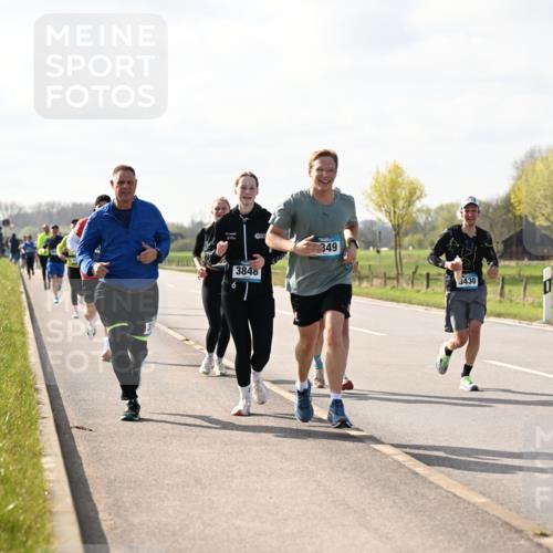 12.04.2026 - 45. Internationalen Wilhelmsburger Insellauf Dr. Thomas Lammeyer http://msf.ph/oto/9444477 12.04.2026 10:19:11 Laufen 6, 3848, 349, 3430, 2899 meine-sportfotos.de