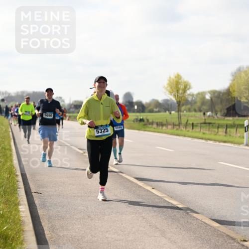 12.04.2026 - 45. Internationalen Wilhelmsburger Insellauf Dr. Thomas Lammeyer http://msf.ph/oto/9444518 12.04.2026 10:19:18 Laufen 5690, 5325, 5598 meine-sportfotos.de
