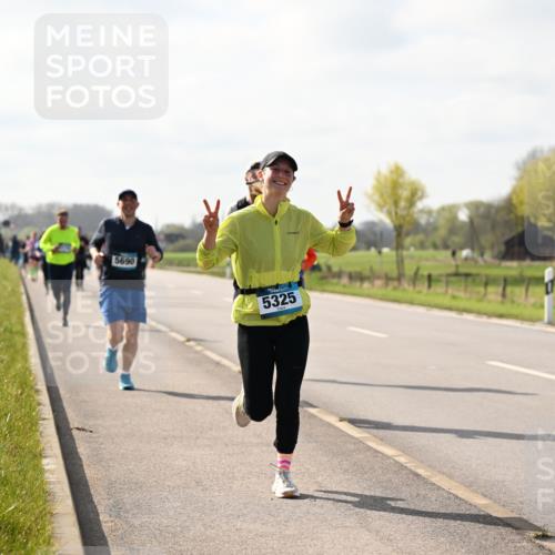 12.04.2026 - 45. Internationalen Wilhelmsburger Insellauf Dr. Thomas Lammeyer http://msf.ph/oto/9444522 12.04.2026 10:19:18 Laufen 5690, 5325 meine-sportfotos.de