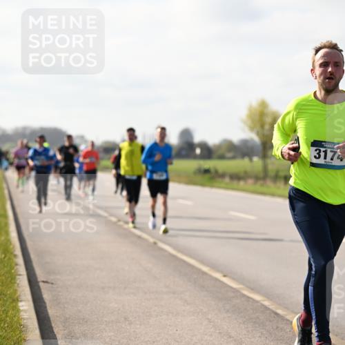 12.04.2026 - 45. Internationalen Wilhelmsburger Insellauf Dr. Thomas Lammeyer http://msf.ph/oto/9444547 12.04.2026 10:19:25 Laufen 45, 317 meine-sportfotos.de