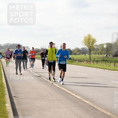 12.04.2026 - 45. Internationalen Wilhelmsburger Insellauf Dr. Thomas Lammeyer http://msf.ph/oto/9444550 12.04.2026 10:19:26 Laufen 568, 2300 meine-sportfotos.de