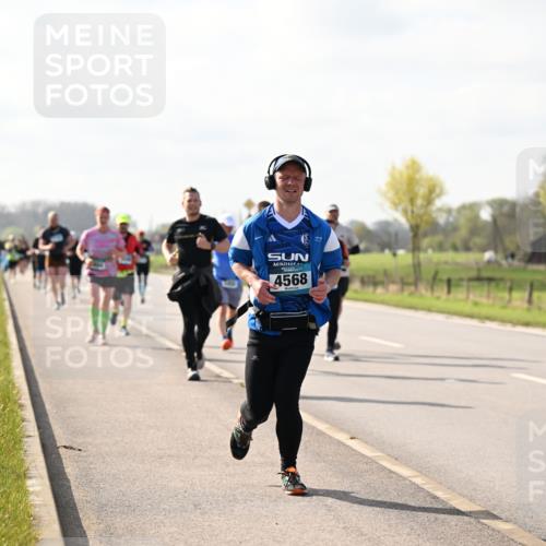 12.04.2026 - 45. Internationalen Wilhelmsburger Insellauf Dr. Thomas Lammeyer http://msf.ph/oto/9444579 12.04.2026 10:19:31 Laufen 4568, 3563 meine-sportfotos.de