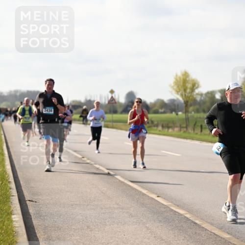 12.04.2026 - 45. Internationalen Wilhelmsburger Insellauf Dr. Thomas Lammeyer http://msf.ph/oto/9444654 12.04.2026 10:19:43 Laufen 2438 meine-sportfotos.de