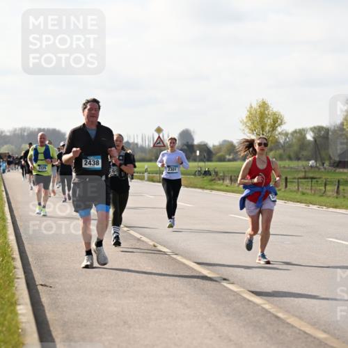 12.04.2026 - 45. Internationalen Wilhelmsburger Insellauf Dr. Thomas Lammeyer http://msf.ph/oto/9444663 12.04.2026 10:19:45 Laufen 3325, 2438, 69, 2301, 37 meine-sportfotos.de