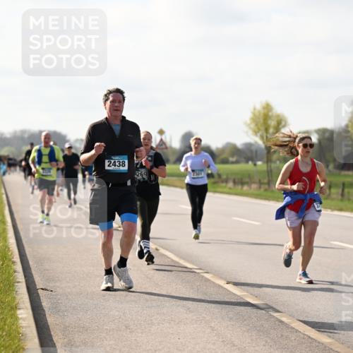 12.04.2026 - 45. Internationalen Wilhelmsburger Insellauf Dr. Thomas Lammeyer http://msf.ph/oto/9444666 12.04.2026 10:19:46 Laufen 2438, 269, 2301 meine-sportfotos.de