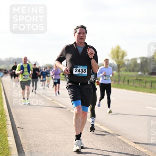 12.04.2026 - 45. Internationalen Wilhelmsburger Insellauf Dr. Thomas Lammeyer http://msf.ph/oto/9444674 12.04.2026 10:19:47 Laufen 3336, 2438, 69, 2301, 37 meine-sportfotos.de