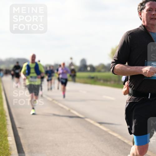 12.04.2026 - 45. Internationalen Wilhelmsburger Insellauf Dr. Thomas Lammeyer http://msf.ph/oto/9444683 12.04.2026 10:19:48 Laufen 38 meine-sportfotos.de