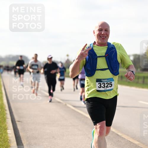 12.04.2026 - 45. Internationalen Wilhelmsburger Insellauf Dr. Thomas Lammeyer http://msf.ph/oto/9444700 12.04.2026 10:19:51 Laufen 3325 meine-sportfotos.de