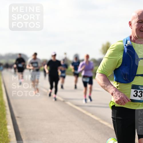 12.04.2026 - 45. Internationalen Wilhelmsburger Insellauf Dr. Thomas Lammeyer http://msf.ph/oto/9444703 12.04.2026 10:19:51 Laufen 45, 3325 meine-sportfotos.de