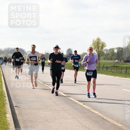 12.04.2026 - 45. Internationalen Wilhelmsburger Insellauf Dr. Thomas Lammeyer http://msf.ph/oto/9444707 12.04.2026 10:19:52 Laufen 4357, 546, 5037, 2384 meine-sportfotos.de