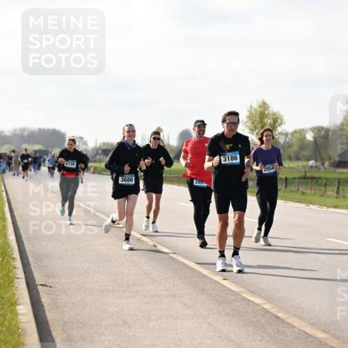 12.04.2026 - 45. Internationalen Wilhelmsburger Insellauf Dr. Thomas Lammeyer http://msf.ph/oto/9444769 12.04.2026 10:20:01 Laufen 5726, 3680, 288, 3186, 2854, 350 meine-sportfotos.de