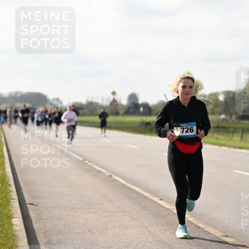 12.04.2026 - 45. Internationalen Wilhelmsburger Insellauf Dr. Thomas Lammeyer http://msf.ph/oto/9444792 12.04.2026 10:20:06 Laufen 726 meine-sportfotos.de