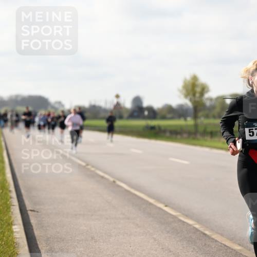 12.04.2026 - 45. Internationalen Wilhelmsburger Insellauf Dr. Thomas Lammeyer http://msf.ph/oto/9444797 12.04.2026 10:20:07 Laufen 45, 5726 meine-sportfotos.de