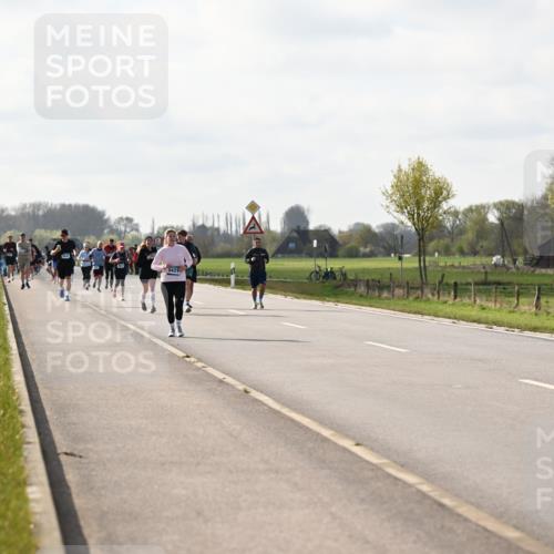 12.04.2026 - 45. Internationalen Wilhelmsburger Insellauf Dr. Thomas Lammeyer http://msf.ph/oto/9444805 12.04.2026 10:20:08 Laufen 5421 meine-sportfotos.de