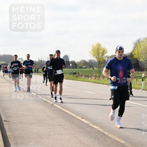 12.04.2026 - 45. Internationalen Wilhelmsburger Insellauf Dr. Thomas Lammeyer http://msf.ph/oto/9444915 12.04.2026 10:20:36 Laufen 4494, 4991 meine-sportfotos.de