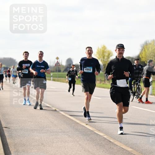 12.04.2026 - 45. Internationalen Wilhelmsburger Insellauf Dr. Thomas Lammeyer http://msf.ph/oto/9444929 12.04.2026 10:20:39 Laufen 4992, 4494 meine-sportfotos.de
