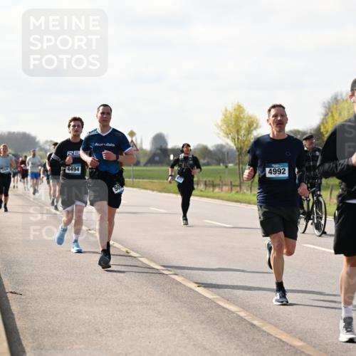 12.04.2026 - 45. Internationalen Wilhelmsburger Insellauf Dr. Thomas Lammeyer http://msf.ph/oto/9444933 12.04.2026 10:20:40 Laufen 4494, 50, 4992 meine-sportfotos.de