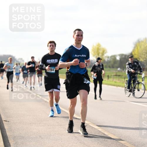 12.04.2026 - 45. Internationalen Wilhelmsburger Insellauf Dr. Thomas Lammeyer http://msf.ph/oto/9444944 12.04.2026 10:20:41 Laufen 194 meine-sportfotos.de