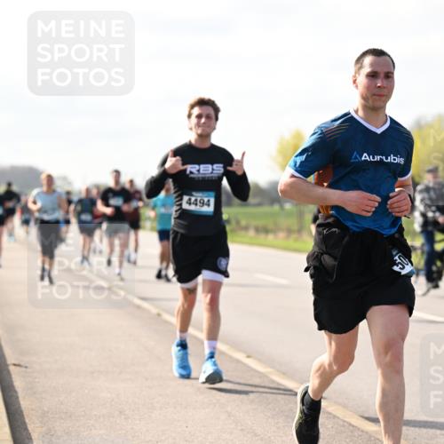 12.04.2026 - 45. Internationalen Wilhelmsburger Insellauf Dr. Thomas Lammeyer http://msf.ph/oto/9444948 12.04.2026 10:20:42 Laufen 4494 meine-sportfotos.de
