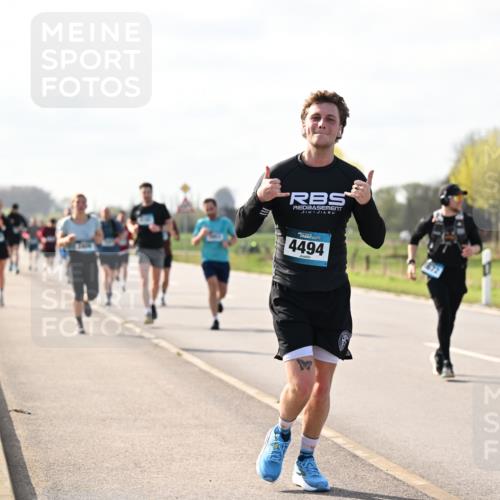 12.04.2026 - 45. Internationalen Wilhelmsburger Insellauf Dr. Thomas Lammeyer http://msf.ph/oto/9444954 12.04.2026 10:20:43 Laufen 4494 meine-sportfotos.de