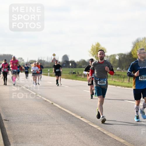 12.04.2026 - 45. Internationalen Wilhelmsburger Insellauf Dr. Thomas Lammeyer http://msf.ph/oto/9445035 12.04.2026 10:20:59 Laufen 3695, 5039 meine-sportfotos.de