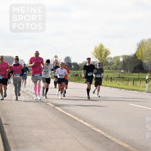 12.04.2026 - 45. Internationalen Wilhelmsburger Insellauf Dr. Thomas Lammeyer http://msf.ph/oto/9445048 12.04.2026 10:21:03 Laufen 4331, 3631, 914, 4768, 578, 4336, 5664 meine-sportfotos.de