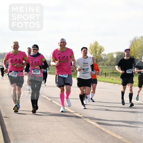 12.04.2026 - 45. Internationalen Wilhelmsburger Insellauf Dr. Thomas Lammeyer http://msf.ph/oto/9445058 12.04.2026 10:21:06 Laufen 5578, 3631, 4331, 4768, 414 meine-sportfotos.de