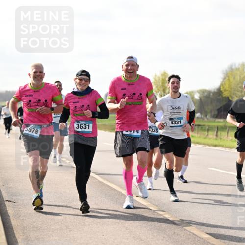 12.04.2026 - 45. Internationalen Wilhelmsburger Insellauf Dr. Thomas Lammeyer http://msf.ph/oto/9445061 12.04.2026 10:21:07 Laufen 4350, 5578, 738, 3631, 4336, 4331, 4768, 5664 meine-sportfotos.de