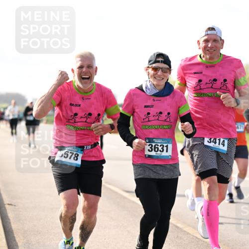12.04.2026 - 45. Internationalen Wilhelmsburger Insellauf Dr. Thomas Lammeyer http://msf.ph/oto/9445069 12.04.2026 10:21:08 Laufen 578, 73, 4331, 3414, 3631 meine-sportfotos.de