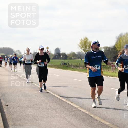12.04.2026 - 45. Internationalen Wilhelmsburger Insellauf Dr. Thomas Lammeyer http://msf.ph/oto/9445100 12.04.2026 10:21:13 Laufen 2661, 3007, 5033, 5041 meine-sportfotos.de