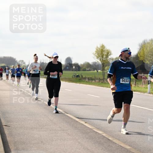 12.04.2026 - 45. Internationalen Wilhelmsburger Insellauf Dr. Thomas Lammeyer http://msf.ph/oto/9445102 12.04.2026 10:21:13 Laufen 2661, 3007, 5033, 5041 meine-sportfotos.de