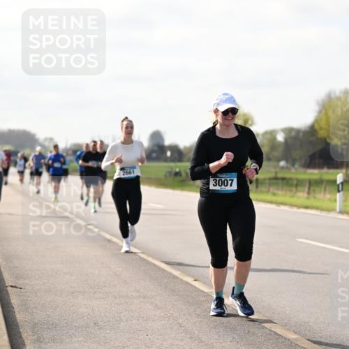 12.04.2026 - 45. Internationalen Wilhelmsburger Insellauf Dr. Thomas Lammeyer http://msf.ph/oto/9445109 12.04.2026 10:21:15 Laufen 2661, 3007 meine-sportfotos.de