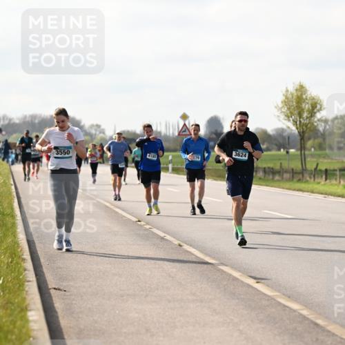 12.04.2026 - 45. Internationalen Wilhelmsburger Insellauf Dr. Thomas Lammeyer http://msf.ph/oto/9445114 12.04.2026 10:21:19 Laufen 3550, 4185, 179, 3624 meine-sportfotos.de