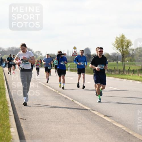 12.04.2026 - 45. Internationalen Wilhelmsburger Insellauf Dr. Thomas Lammeyer http://msf.ph/oto/9445115 12.04.2026 10:21:19 Laufen 3550, 4185, 179, 3624 meine-sportfotos.de