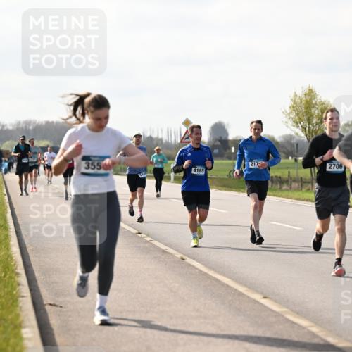 12.04.2026 - 45. Internationalen Wilhelmsburger Insellauf Dr. Thomas Lammeyer http://msf.ph/oto/9445123 12.04.2026 10:21:21 Laufen 355, 217, 544, 4185, 2706, 3624 meine-sportfotos.de
