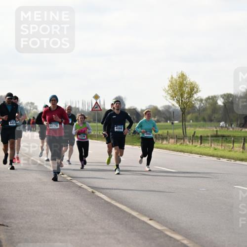 12.04.2026 - 45. Internationalen Wilhelmsburger Insellauf Dr. Thomas Lammeyer http://msf.ph/oto/9445145 12.04.2026 10:21:28 Laufen 4424, 2176, 3326, 4088, 2992 meine-sportfotos.de