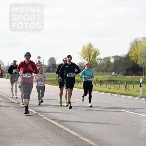 12.04.2026 - 45. Internationalen Wilhelmsburger Insellauf Dr. Thomas Lammeyer http://msf.ph/oto/9445146 12.04.2026 10:21:30 Laufen 3228, 4424, 2176, 3326, 4082, 2992 meine-sportfotos.de