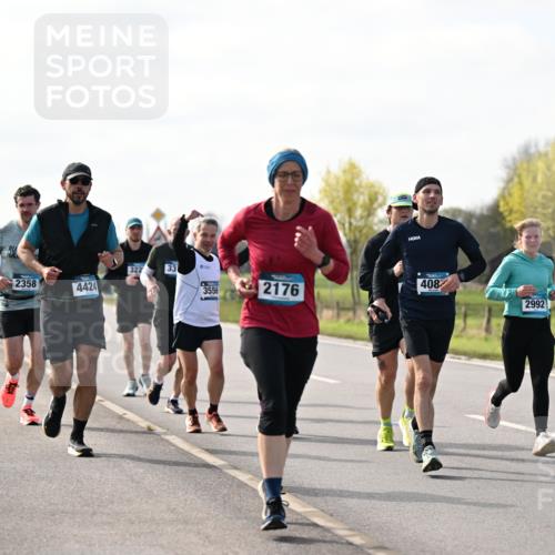 12.04.2026 - 45. Internationalen Wilhelmsburger Insellauf Dr. Thomas Lammeyer http://msf.ph/oto/9445156 12.04.2026 10:21:32 Laufen 322, 33, 2358, 4424, 3556, 2176, 408, 2992 meine-sportfotos.de