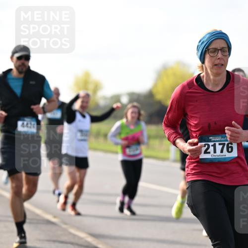 12.04.2026 - 45. Internationalen Wilhelmsburger Insellauf Dr. Thomas Lammeyer http://msf.ph/oto/9445166 12.04.2026 10:21:33 Laufen 4424, 1200, 45, 2176 meine-sportfotos.de