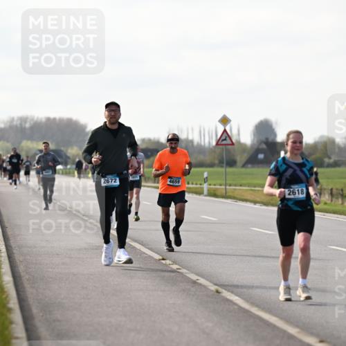 12.04.2026 - 45. Internationalen Wilhelmsburger Insellauf Dr. Thomas Lammeyer http://msf.ph/oto/9445184 12.04.2026 10:21:46 Laufen 2672, 4659, 2618 meine-sportfotos.de