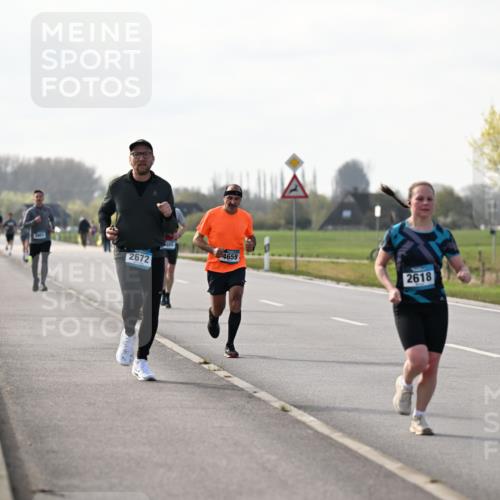 12.04.2026 - 45. Internationalen Wilhelmsburger Insellauf Dr. Thomas Lammeyer http://msf.ph/oto/9445186 12.04.2026 10:21:46 Laufen 2672, 4659, 2618 meine-sportfotos.de