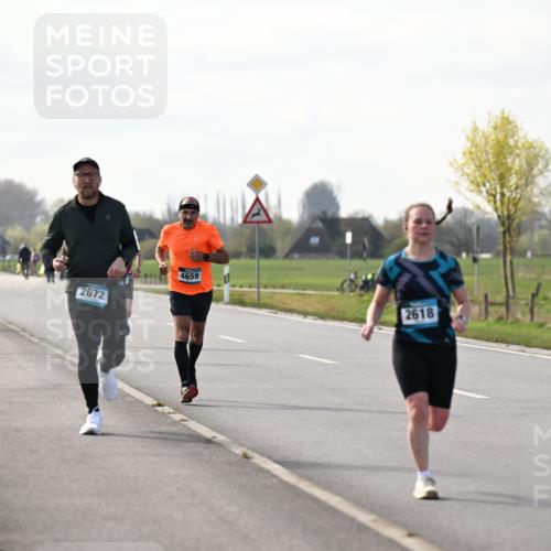 12.04.2026 - 45. Internationalen Wilhelmsburger Insellauf Dr. Thomas Lammeyer http://msf.ph/oto/9445188 12.04.2026 10:21:46 Laufen 5803, 2672, 4659, 2618 meine-sportfotos.de