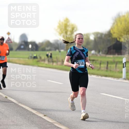 12.04.2026 - 45. Internationalen Wilhelmsburger Insellauf Dr. Thomas Lammeyer http://msf.ph/oto/9445192 12.04.2026 10:21:47 Laufen 2672, 2618 meine-sportfotos.de