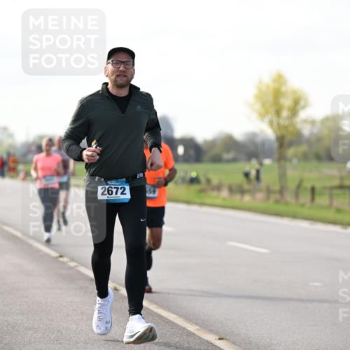 12.04.2026 - 45. Internationalen Wilhelmsburger Insellauf Dr. Thomas Lammeyer http://msf.ph/oto/9445194 12.04.2026 10:21:49 Laufen 2672, 238 meine-sportfotos.de