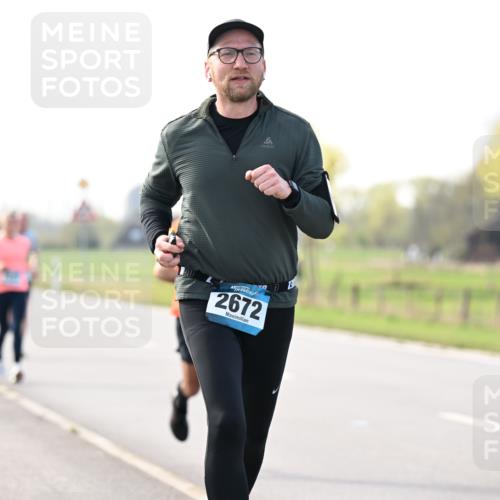 12.04.2026 - 45. Internationalen Wilhelmsburger Insellauf Dr. Thomas Lammeyer http://msf.ph/oto/9445202 12.04.2026 10:21:50 Laufen 45, 2672 meine-sportfotos.de