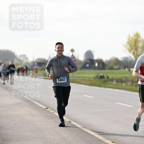 12.04.2026 - 45. Internationalen Wilhelmsburger Insellauf Dr. Thomas Lammeyer http://msf.ph/oto/9445216 12.04.2026 10:21:56 Laufen 5803, 2016, 3855 meine-sportfotos.de